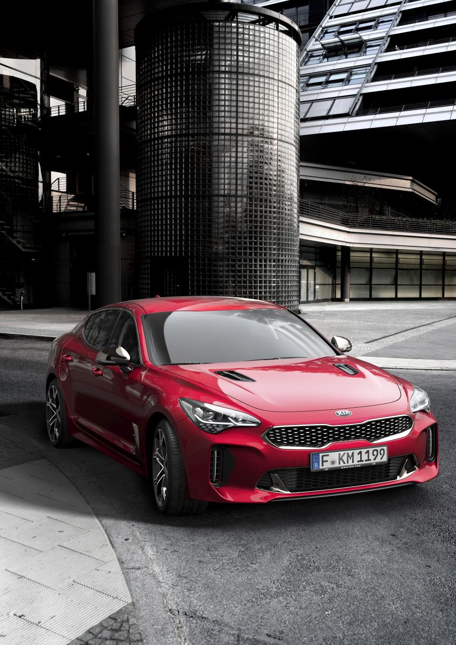  Kia Stinger GT (CK) 2017 года  (WW) (фото 15 из 106)